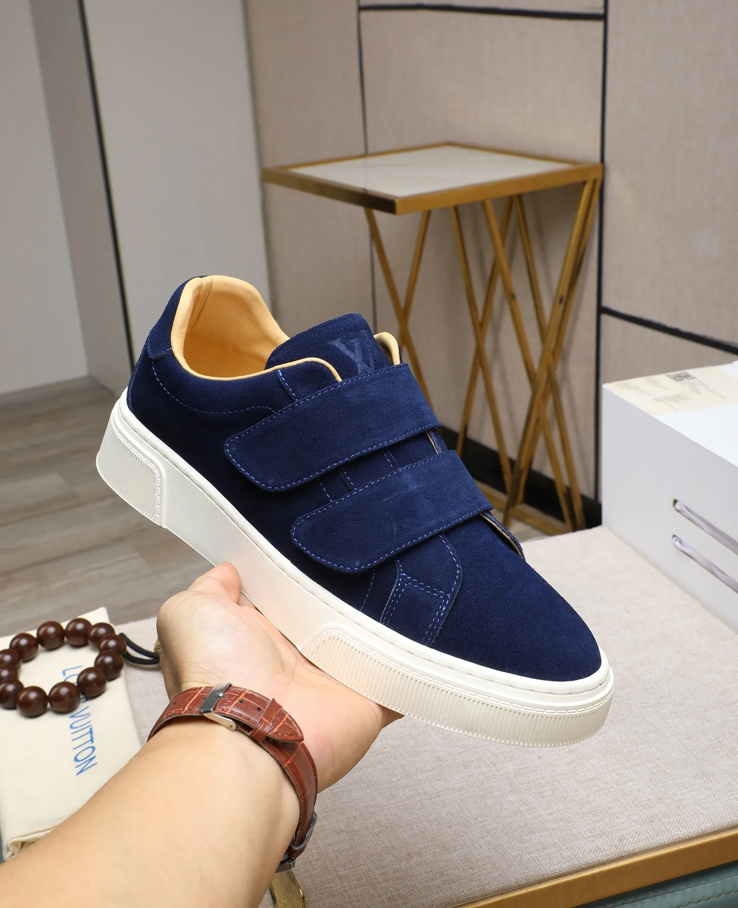 Men's shoes 💰460 [LV～] Men's casual shoes 2025z cabinet sales simultaneously 🔶Size: 38-44 #️⃣ 🔷3 colors🔜The upper is made of multi-material splicing➕cow leather lining, comfortable and breathable, sole: original comfortable and wear-resistant outsole, ⚠️real thing📱photographed🎬real thing is better📢📢📢